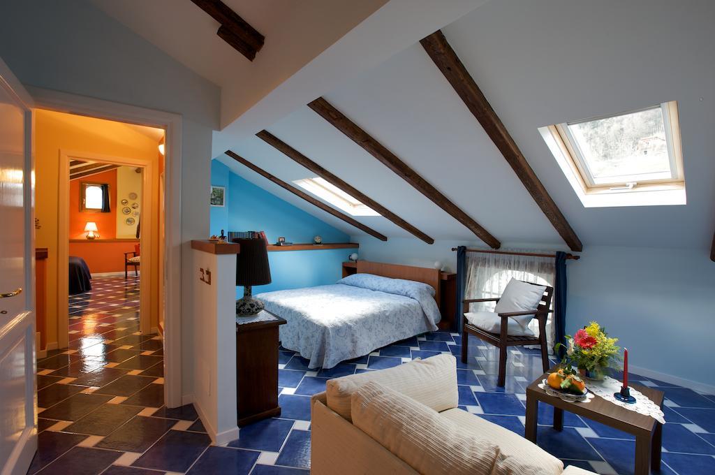 Bed and Breakfast La Casa Di Donn'Amelia à Molina  Chambre photo